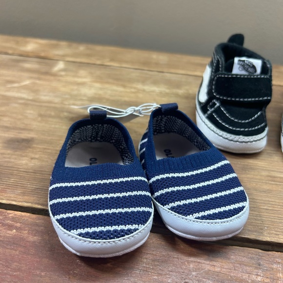 Polo Ralph Lauren, Vans and Old Navy Newborn 0-3 mo. Navy and Black Shoes Set - Picture 2 of 10